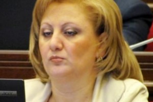 ԱԺ պատգամավոր. «Ընտանիքի անդամները չեն կարող ազդել միմյանց որոշումների 
վրա, ուր մնաց թե մանկավարժներն ազդեն»
