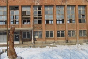 «Գործ չունեմ, ուզո՞ւմ ես՝ մի ժամ հետո վերեւներից լցվեն մեր տուն»