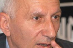 Шахвердян призвал объединиться вокруг символа патриотизма – Раффи Ованнисяна