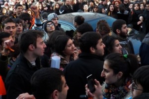 Ուսանողների կոչը` «եկեք բոյկոտենք» 
