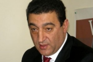 Вардан Айвазян: "Наша политическая культура не позволяет, чтобы оппозиция поздравила президента"