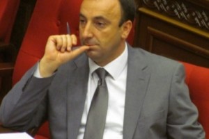 Justice Minister Takes Vacation to Defend Sargsyan in Constitutional Court