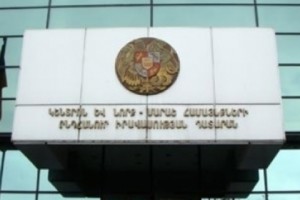 Վկան ամբաստանյալի գործողություններում բարձրախոսը նետելու մտադրություն չի նկատել
