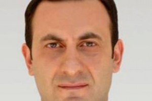 «Ժողովուրդ». նախագահի վերահսկողականի պետը գնել է «Հայբիզնեսբանկ»-ի հսկիչ փաթեթը