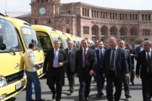 Еще 90 автобусов пополнили парк общественного транспорта столицы