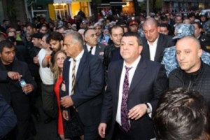 «Հրապարակ». Ժիրայրն ու Նիկոլը կոշտ խոսակցություն են ունեցել Րաֆֆու հետ
