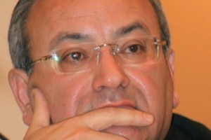 «Մատի ու մատանու արանքում». ի՞նչ կապ ունի գլխավոր դատախազի տեղակալը