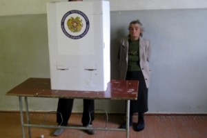 В Леджане избран совет старейшин, который не осведомлен о своих полномочиях (фото и 
видео)
