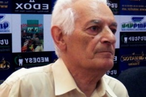 Вопрос реконструкции площади Республики не обсуждался в комиссии – архитектор