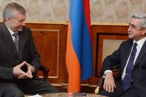 Սերժ Սարգսյանն ընդունել է ՀԱՊԿ գլխավոր քարտուղար Նիկոլայ Բորդյուժային
