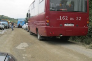 Villagers Close Traffic to Teghout Ltd. Offices for Several Hours