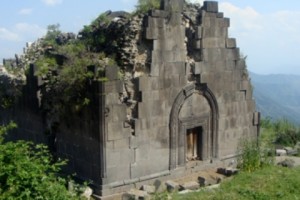 Lori’s Bgavor Church to Undergo Facelift in 2014