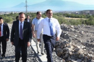 Տարոն  Մարգարյանը  հետևել է Երևանում ընթացող ճանապարհաշինական և 
ասֆալտապատման աշխատանքներին