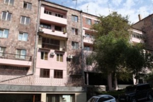 Երևանում ավարտվել են շենքերի արտաքին մաքրման և բարեկարգման 
աշխատանքները
