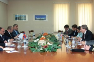 ՀՀ պաշտպանության նախարարն ընդունել է ԵԱՀԿ ՄԽ համանախագահին