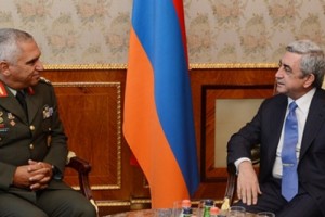 Սերժ Սարգսյանն ընդունել է Հունաստանի ազգային պաշտպանության գլխավոր շտաբի պետ, գեներալ Միխաիլ Կոստարակոսին