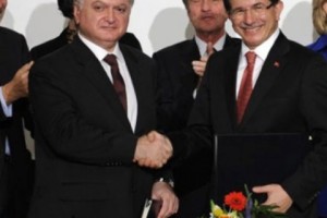 Ինչո՞ւ է Դավութօղլուն գալիս Երևան, և ի՞նչ սպասել այդ այցից