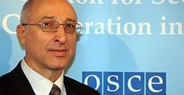 Սերգեյ Կապինոսը պարզաբանում է