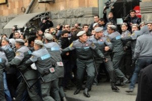 Действия демонстрантов глазами полицейского