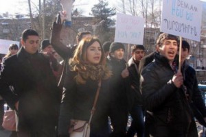 Zangezour Plant Workers Claim Company Hasn't Raised Wages as Promised to Offset Pension 
Withdrawals