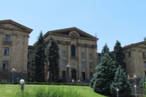 Фракция АРФД потребует создания временной комиссии по “Наириту”