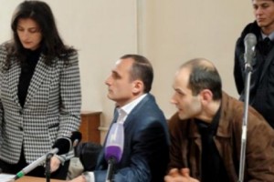 Փաստաբանը` մեղադրողին. «Ես հույս ունեմ, որ մեղադրողը ևս իր ներկայությունն այս գործում 
կհամարի վրիպակ»