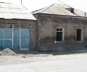 Victims of Eviction: Credit Agency Seizes Avetikyan  House Due to Non-Payment