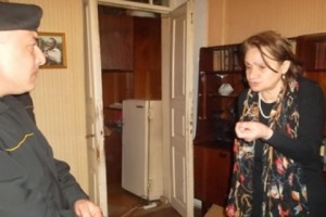  Out On the Street: Evicted Family Points Finger at Energy Deputy Minister