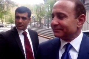 Armenia’s New Prime Minister Speaks French…Sort Of