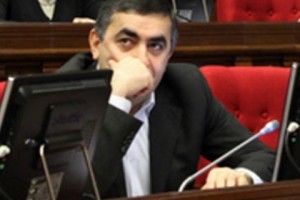 Армен Рустамян: “Армения должна продолжать работать по принципу “и – и”