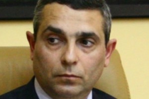 Масис Маилян: “Для сохранения большего Азербайджан должен научиться 
отказываться от малого”