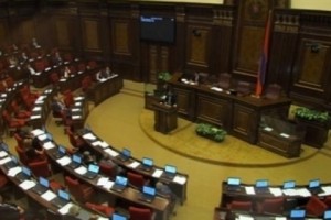 Четверка не воспринимает заявление вице-спикера НС как предложение о сделке