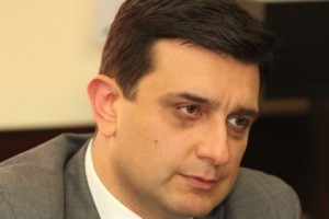 Նախարարն անդրադարձել է Շիրակի մարզում գրանցված մոր և պտղի մահացության դեպքերին