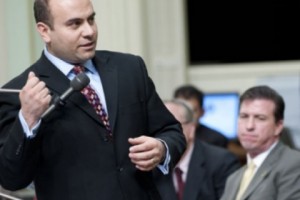 California Senate Education Committee Unanimously Passes Armenian Genocide Education Act