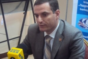 Արտակ Զաքարյան. «Քաղաքացիական հասարակության մի հատված տառապում է եվրաասոցացման հիվանդությամբ»