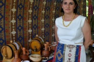 В Ваагнадзоре пьют вино, изготовленное Магдой