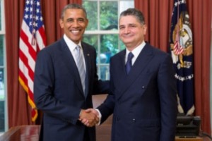 Tigran Sargsyan Presents Credentials to President Obama
