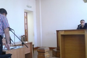 «Հատուկ քննչականն աչք է փակել քննիչի եւ բռնաբարության մեջ կասկածվողի 
միմյանց 
հակասող ցուցմունքների վրա»,- փաստաբան