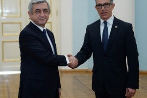 Newly Appointed Uruguayan Ambassador to Armenia Presents His Credentials
