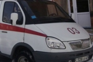 12 человек ранены, трое из них полицейские. Митингующие вернулись к зданию прокуратуры 
Ширака