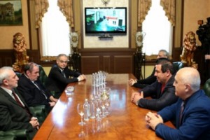 Tsarukyan, Ter-Petrosyan Meet for Talks