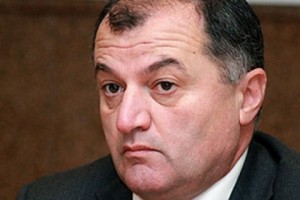 “Учредительный парламент” подал в суд на депутата-республиканца