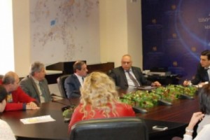 ԱՆ-ում քննարկվել են 6-ամյա Հասմիկ Մարտիրոսյանի նշիկների վիրահատության 
հետևանքների վերացման ուղղությամբ քայլերը