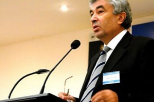 ՍԴ նախագահ. «Մենք ունենք Սահմանադրություն, բայց չունենք սահմանադրականություն, 
ունենք պառլամենտ, չունենք պառլամենտարիզմ, ունենք դատարաններ, չունենք 
արդարադատություն»