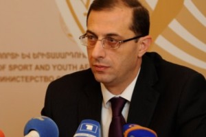 Armenia Sports Minister Backs Participation in Baku 2015