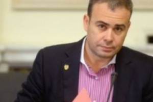 Former Finance Minister Admits Accepting Bribes