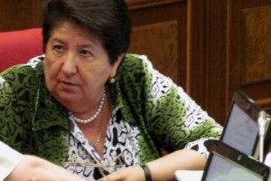 Депутаты фракции “ПА” начали сбор подписей в защиту Гоар Енокян
