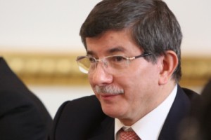 Группа общественных деятелей Армении обратилась с письмом к премьер-министру 
Турции Ахмеду Давутоглу