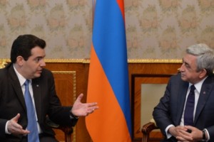 Սերժ Սարգսյանն ընդունել է Կիպրոսի ազգային պաշտպանության նախարար Խրիստոֆորոս Ֆոկաիդեսին