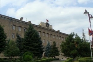 Կառլեն Պետրոսյանն ազատվել է անշարժ գույքի կադաստրի պետական կոմիտեի նախագահի պաշտոնից
